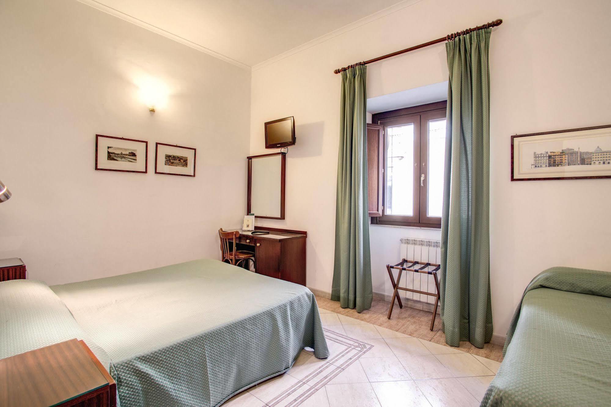 Hotel Primavera 2*